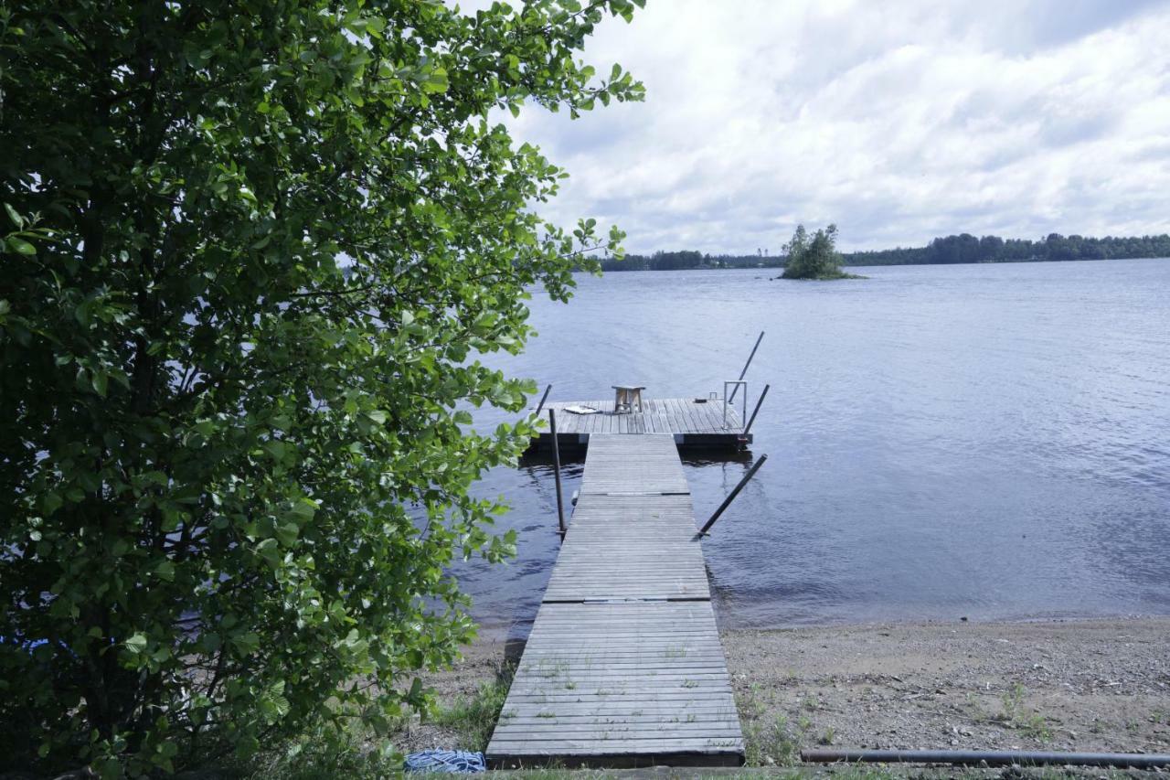 Bjorkoby Holiday Lakefront Houseヴィラ エクステリア 写真