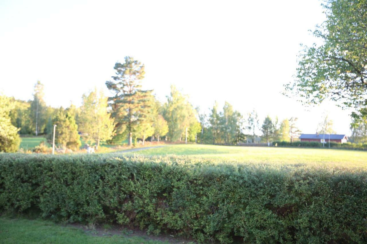 Bjorkoby Holiday Lakefront Houseヴィラ エクステリア 写真
