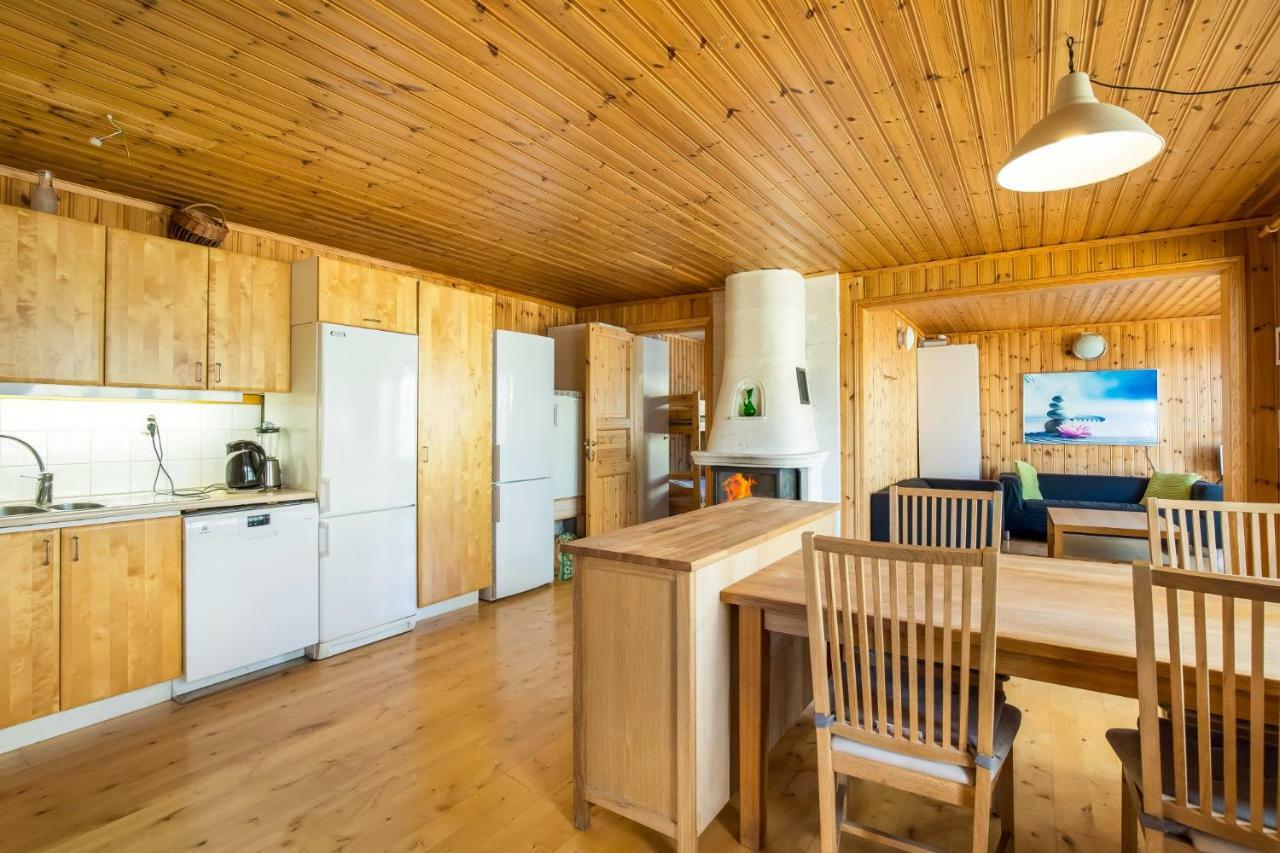 Bjorkoby Holiday Lakefront Houseヴィラ エクステリア 写真