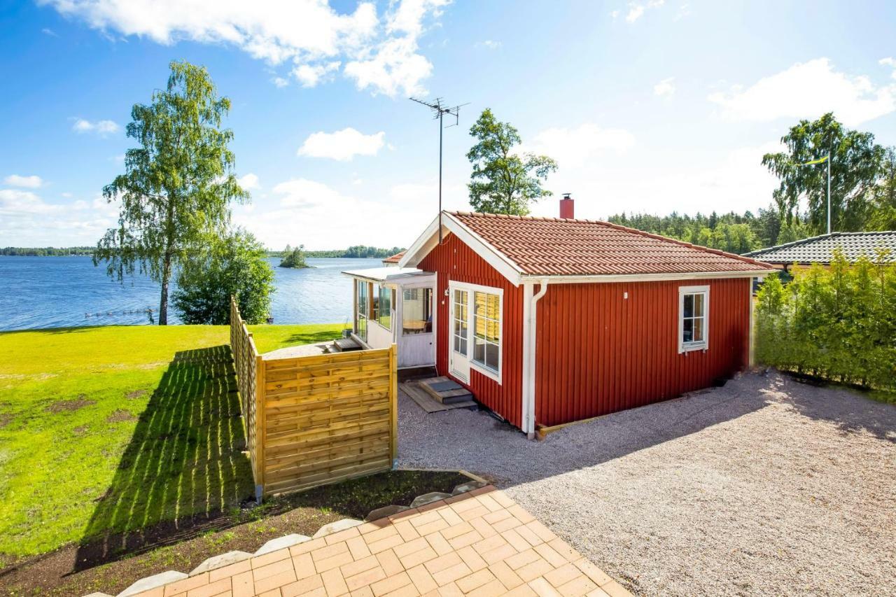 Bjorkoby Holiday Lakefront Houseヴィラ エクステリア 写真