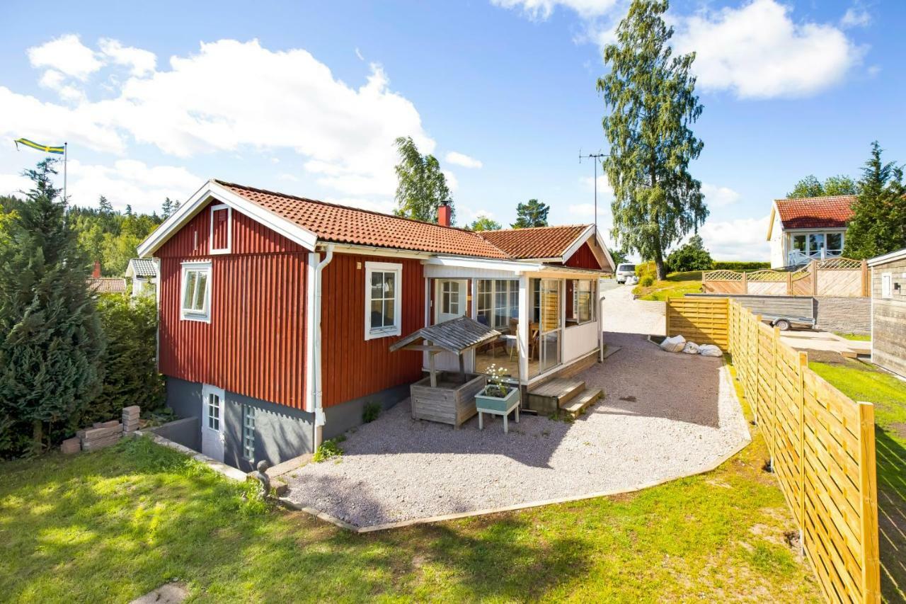Bjorkoby Holiday Lakefront Houseヴィラ エクステリア 写真